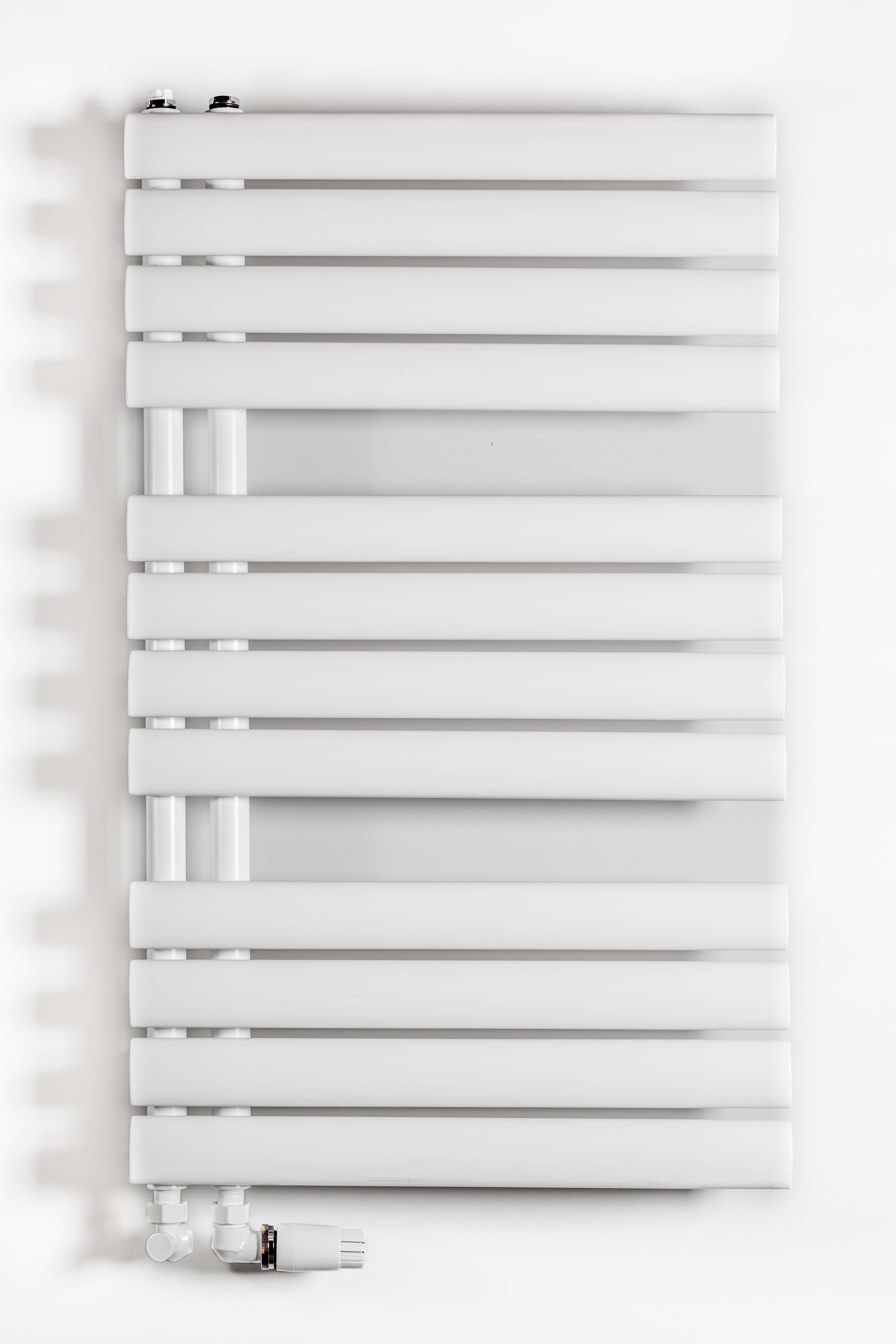 Luxrad Flag Bis radiador de baño decorativo 180.2x50 cm blanco FLA18025009003