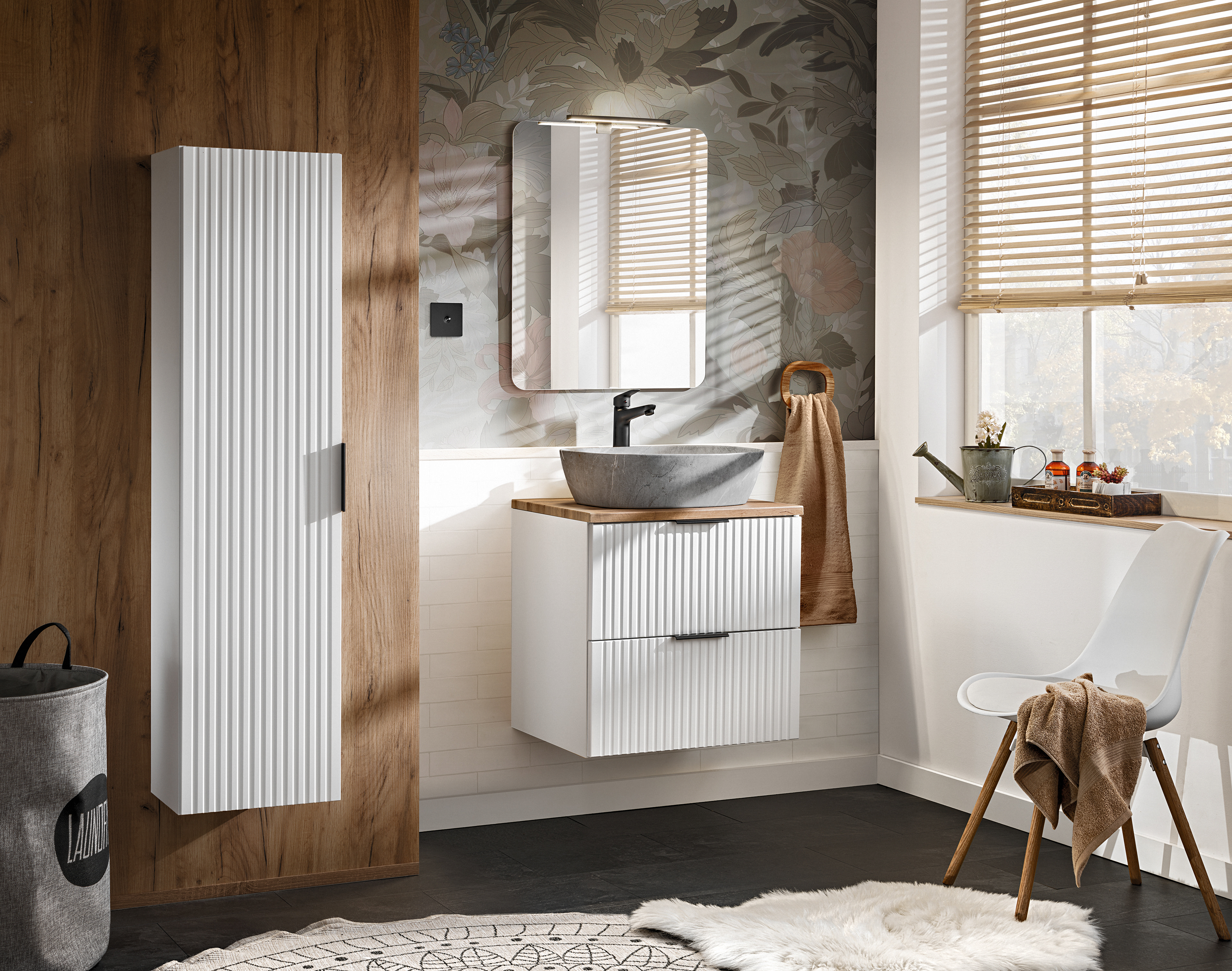 Conjunto armario Comad Adel White ADELWHITE80-01-B-1D, armario Comad Adel White ADEL WHITE 82-60-B-2S, UN-ANNA-MH1, LUSTRO JULIET 60, ADEL OAK 89-60-B, JULIET BLACK LAMPKA LED 30