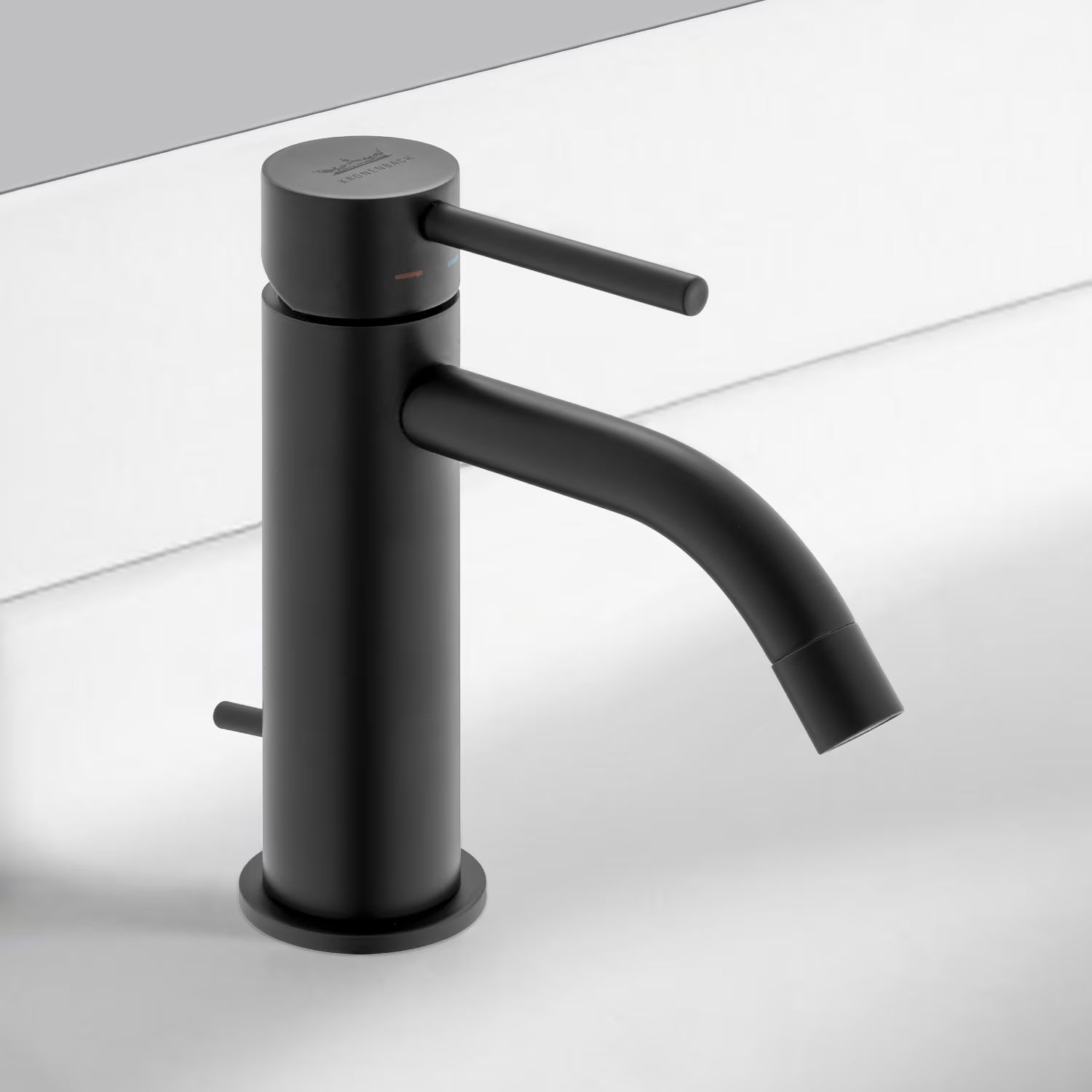 Kronenbach Lima 2.0 Black grifo para lavabo de pie negro 100.1000SMKB