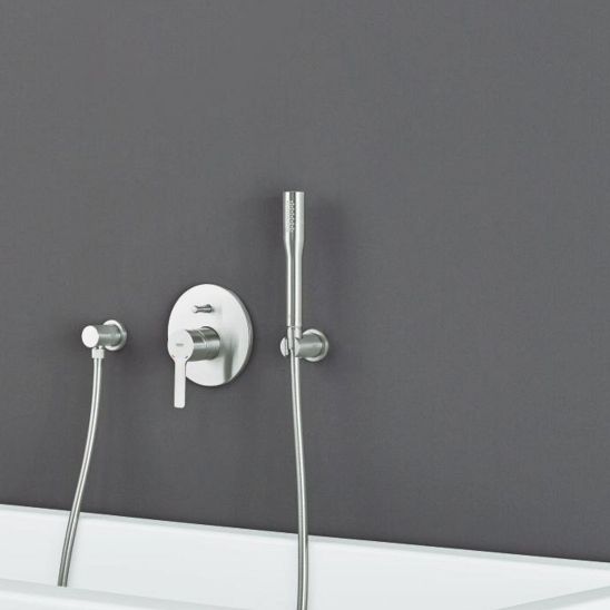 Conjunto ducha con efecto lluvia Grohe Rainshower 26066DC0, grifo de bañera y ducha Grohe Essence 24058DC1, 26658DC0, 27400DC0, 28362DC1