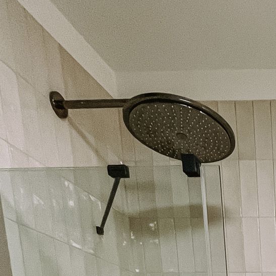 Conjunto brazo de ducha con efecto lluvia Grohe Rainshower 26066A00, grifo de bañera y ducha Grohe Grohtherm SmartControl 29119A00, 26574A00, 27057A00, 27074A00, 28362A01