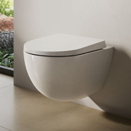 Conjunto taza de inodoro con asiento de cierre suave Kludi Resa D 24WCSET43, marco empotrado Kludi Unifix 79300