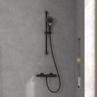 Conjunto grifo de bañera y ducha Villeroy & Boch Universal Taps & Fittings TVD000653000K5, ducha con efecto lluvia Villeroy & Boch Universal Showers TVC000001000K5, TVS109007000K5, TVD00065100000, TVC000453510K5, TVC000456000K5