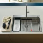 Conjunto fregadero de acero Franke Box 127.0749.856, grifo de cocina Franke Eos 115.0590.045