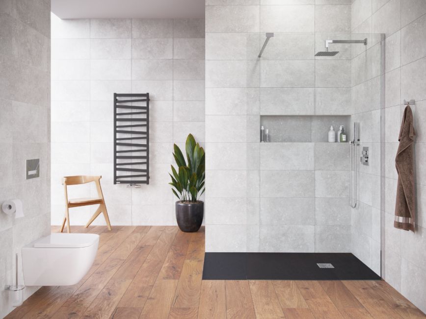 ¿Plato de ducha bajo? Cuatro ventajas y... ¡Una condición imprescindible que cumplir!